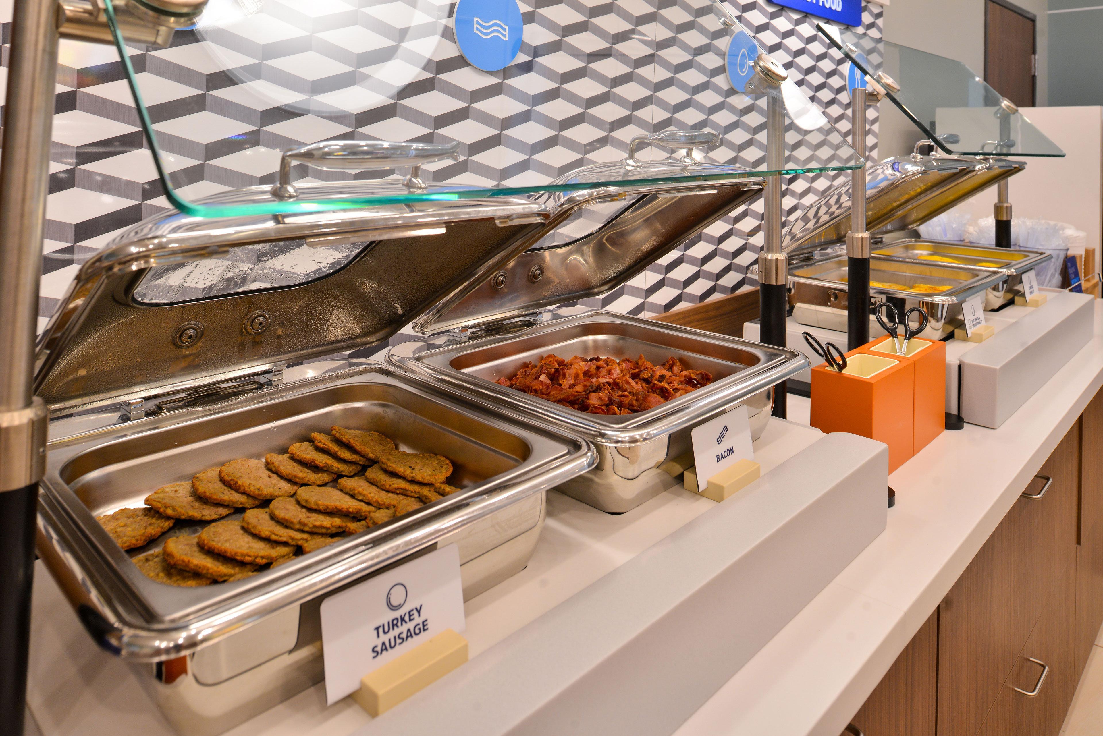 Holiday Inn Express Niles By Ihg Bagian luar foto