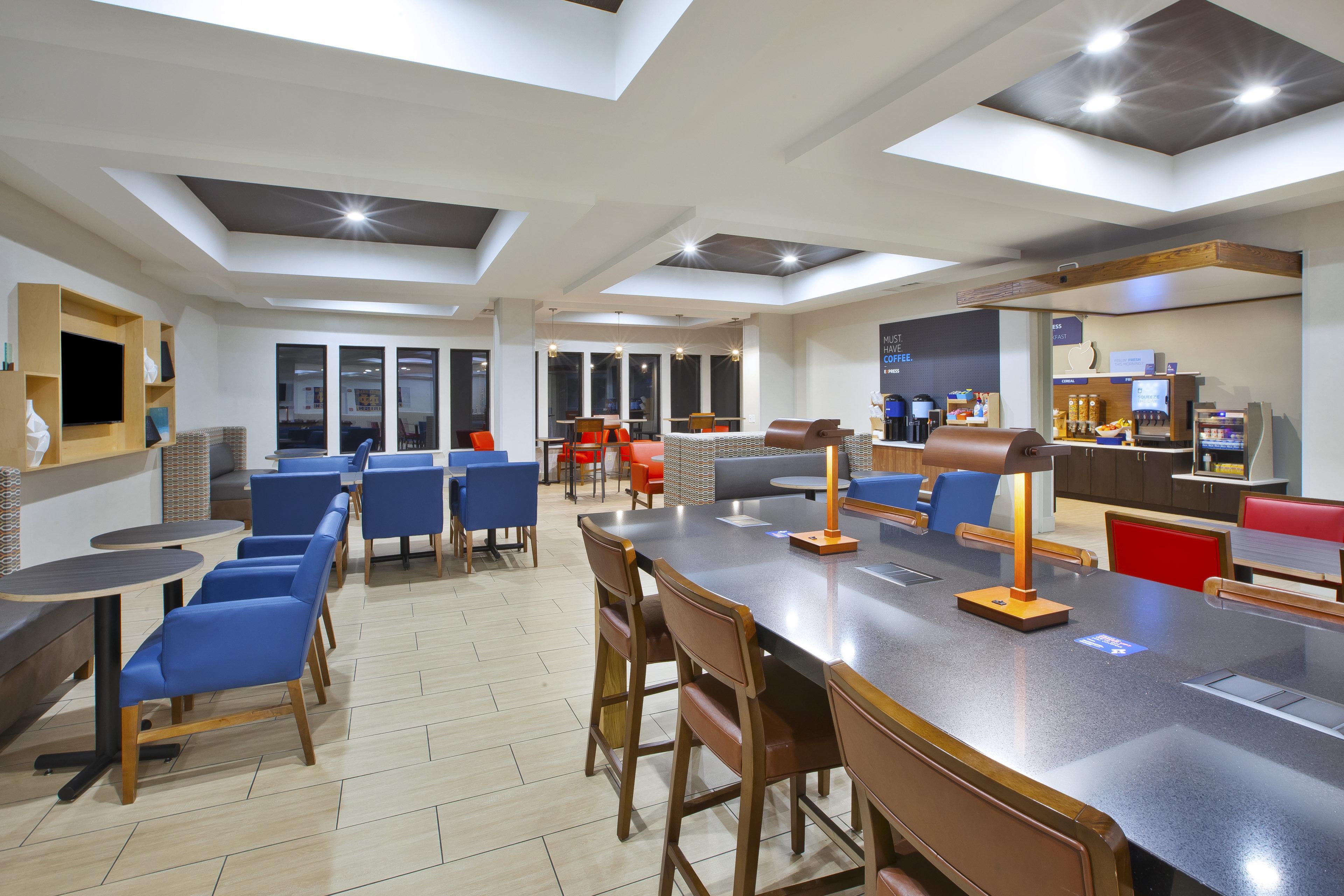 Holiday Inn Express Niles By Ihg Bagian luar foto
