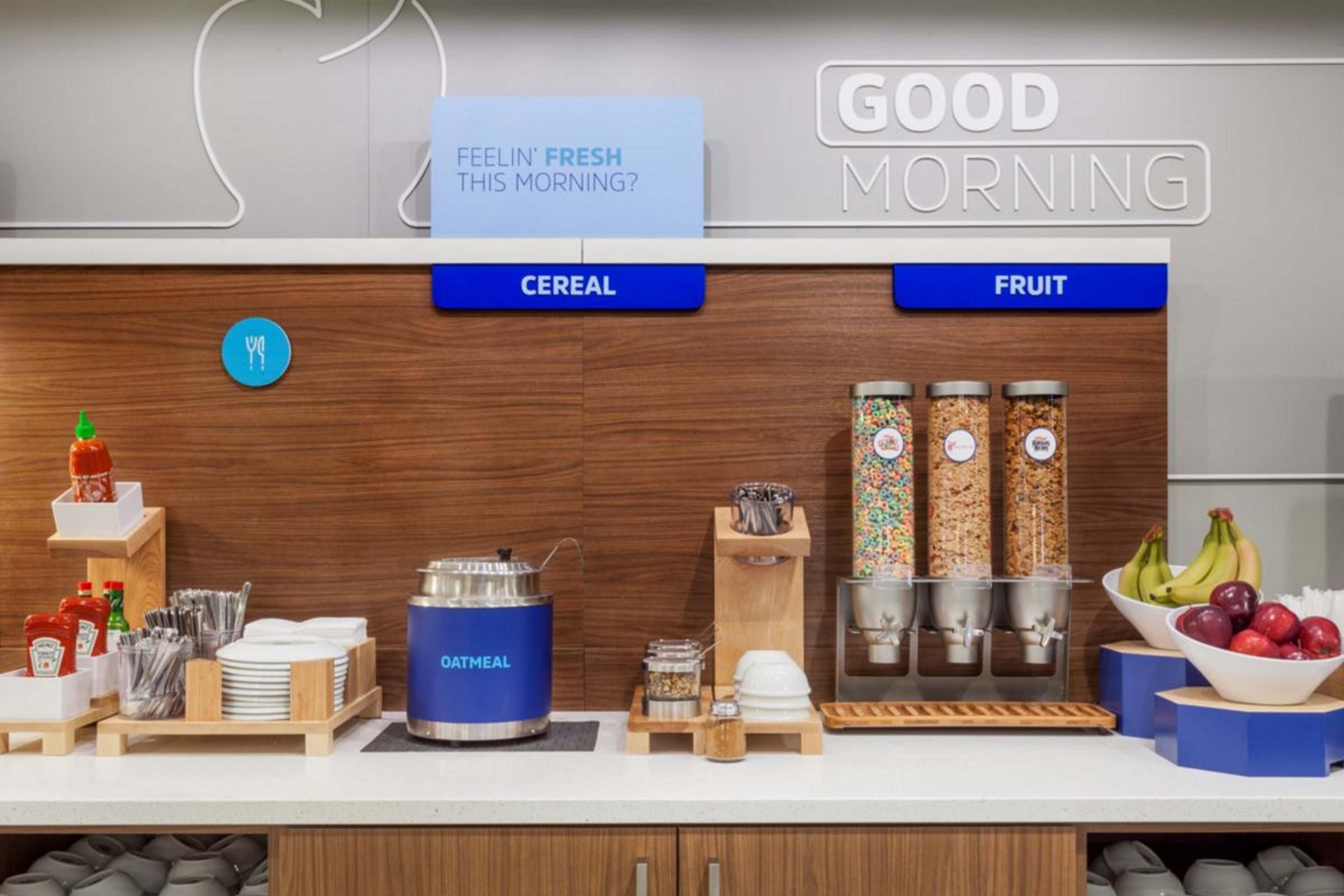 Holiday Inn Express Niles By Ihg Bagian luar foto