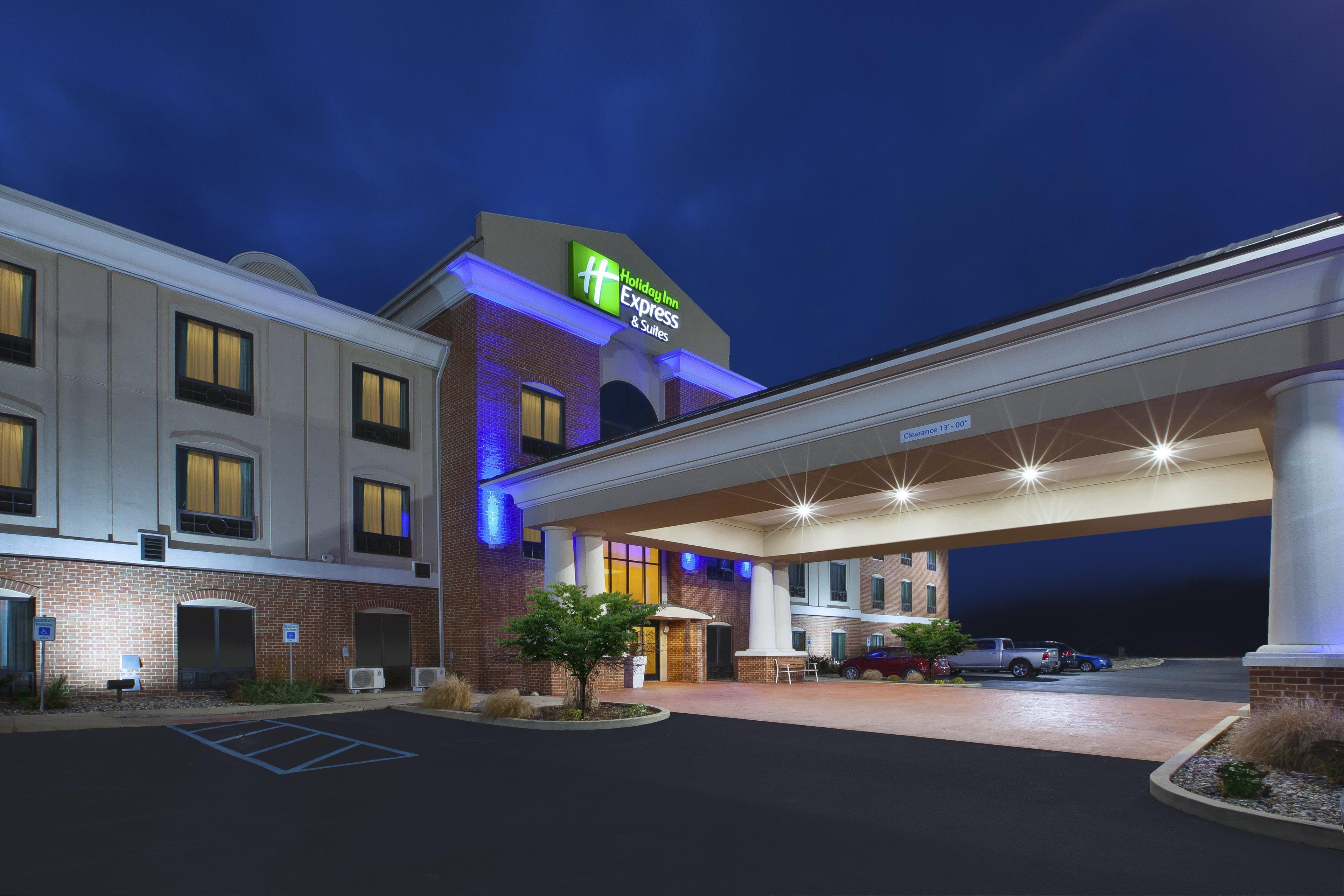 Holiday Inn Express Niles By Ihg Bagian luar foto