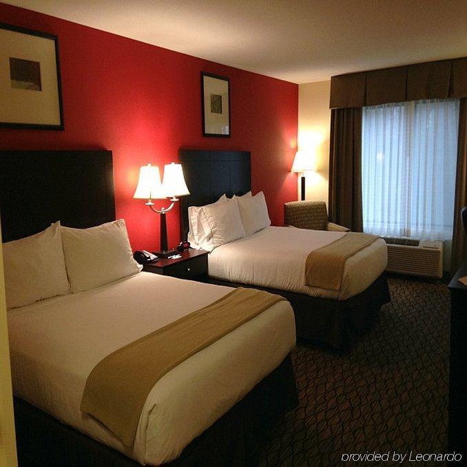 Holiday Inn Express Niles By Ihg Bagian luar foto