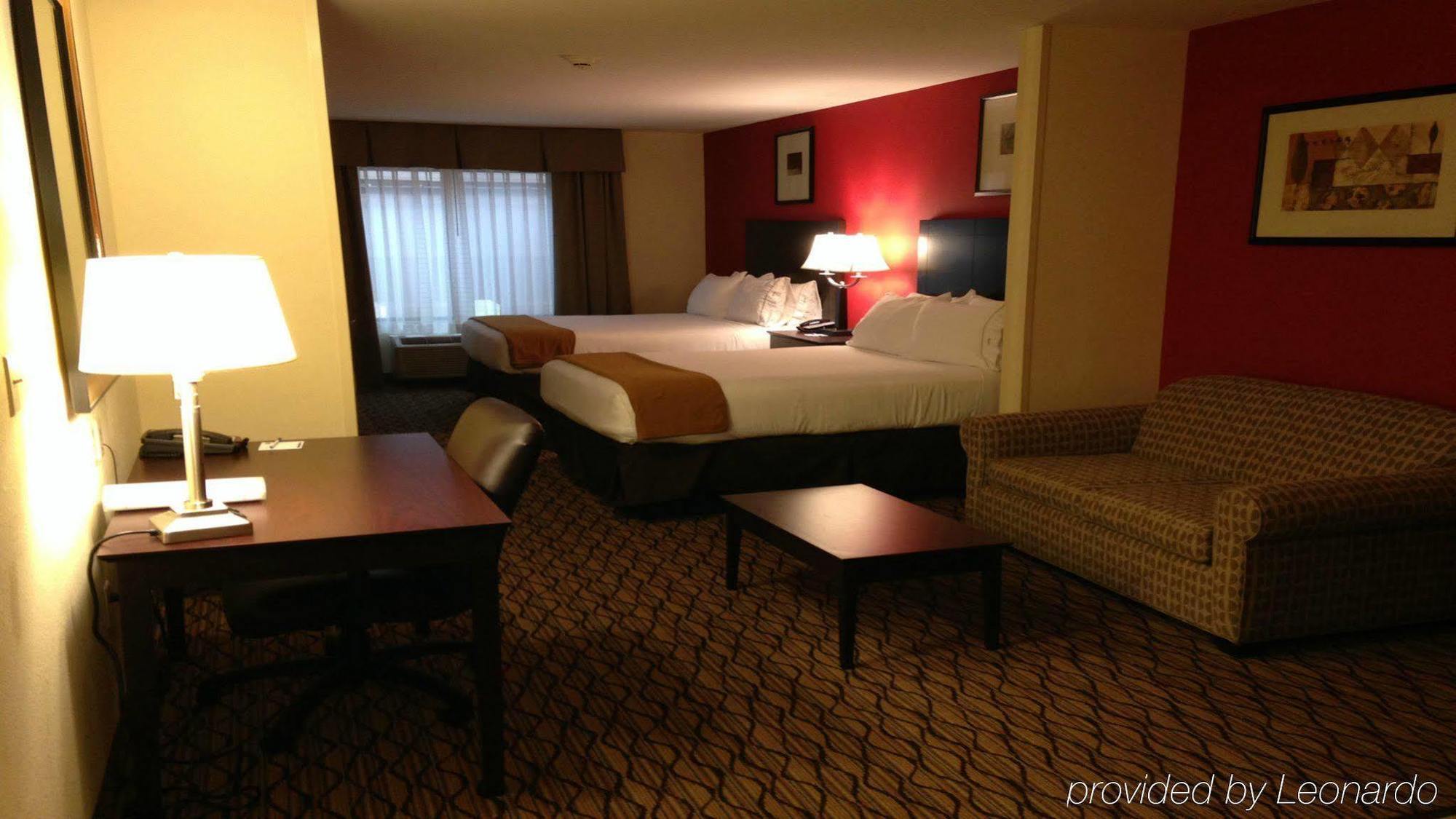 Holiday Inn Express Niles By Ihg Bagian luar foto